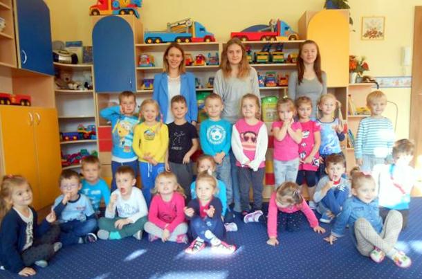 Młodzież z Bursy Regionalnej odwiedziła dzieci z Przedszkola Miejskiego nr 17
