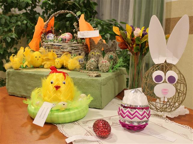 Udział w I Międzyinternackim Konkursie Plastycznym pod hasłem „Stroik Wielkanocny”